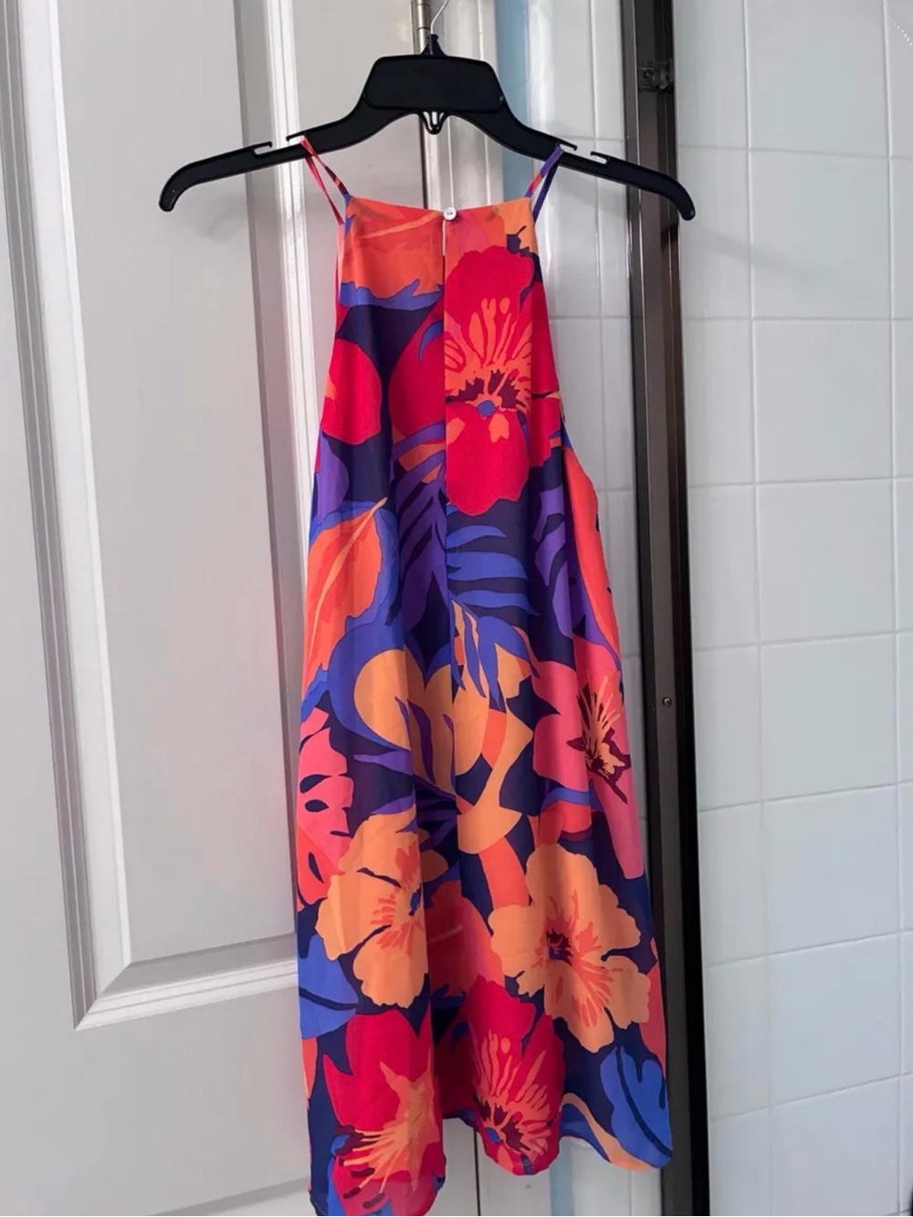 Women’s Vibrant Tropical-Print Halter Dress